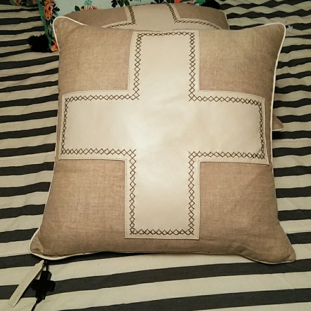 Jan Barboglio Cruz Cream Throw Pillow Set of 2